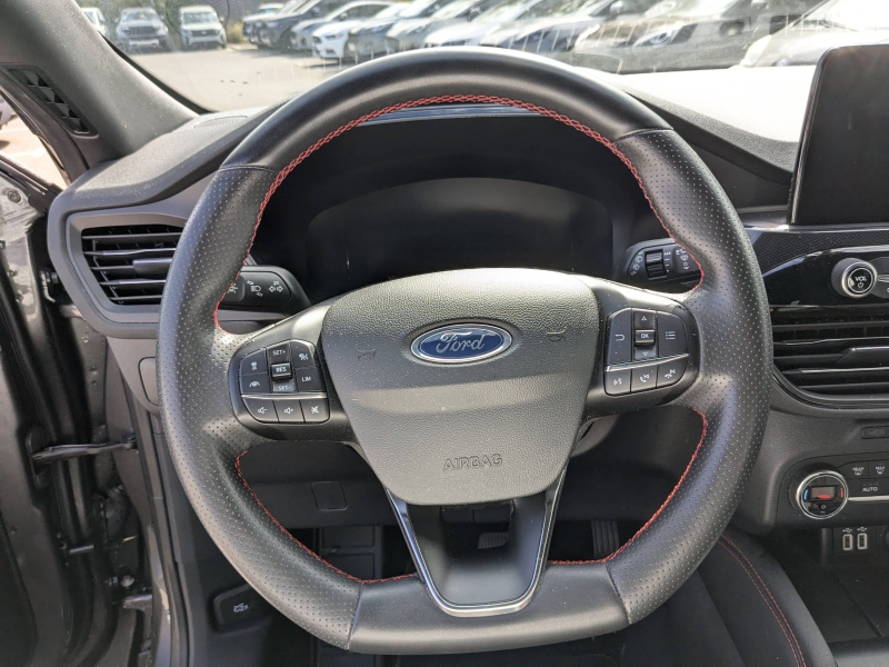 FORD Kuga d’occasion à vendre à LA VALETTE chez VAGNEUR (Photo 12)