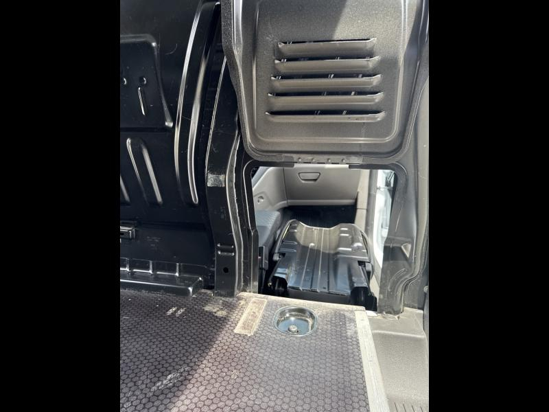 FORD Transit Connect VUL d’occasion à vendre à LA VALETTE chez VAGNEUR (Photo 13)