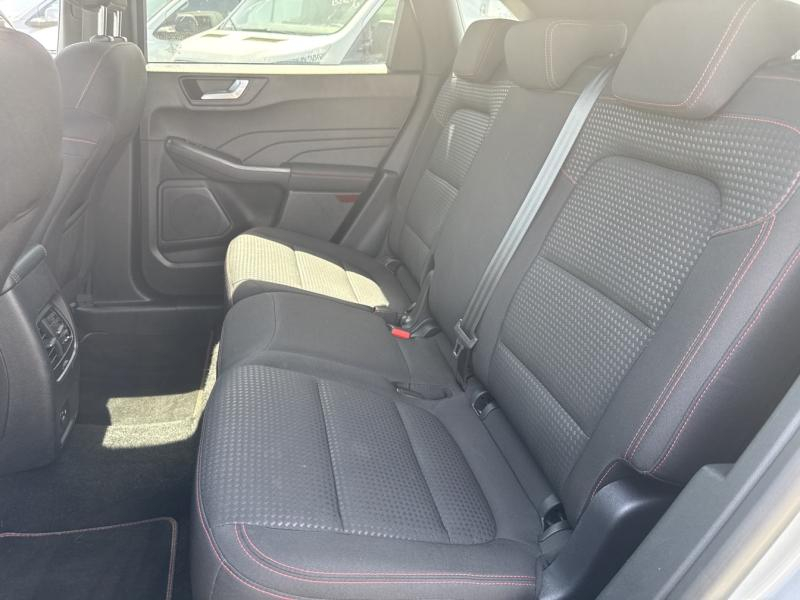 FORD Kuga d’occasion à vendre à LA VALETTE chez VAGNEUR (Photo 8)