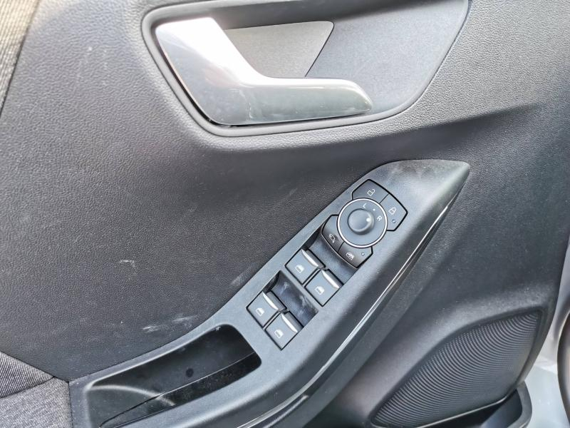 FORD Puma d’occasion à vendre à LA VALETTE chez VAGNEUR (Photo 8)