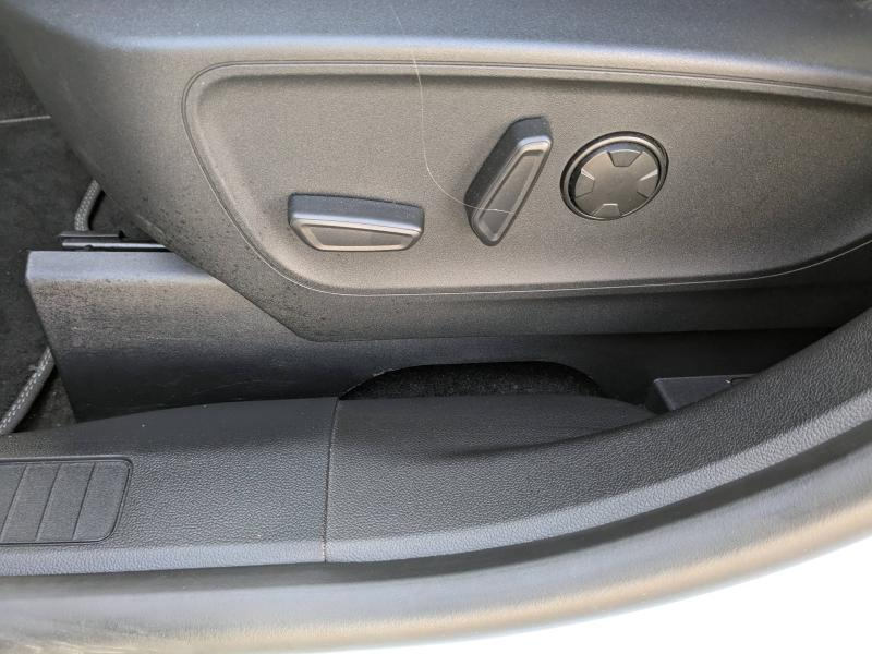 FORD Kuga d’occasion à vendre à LA VALETTE chez VAGNEUR (Photo 18)