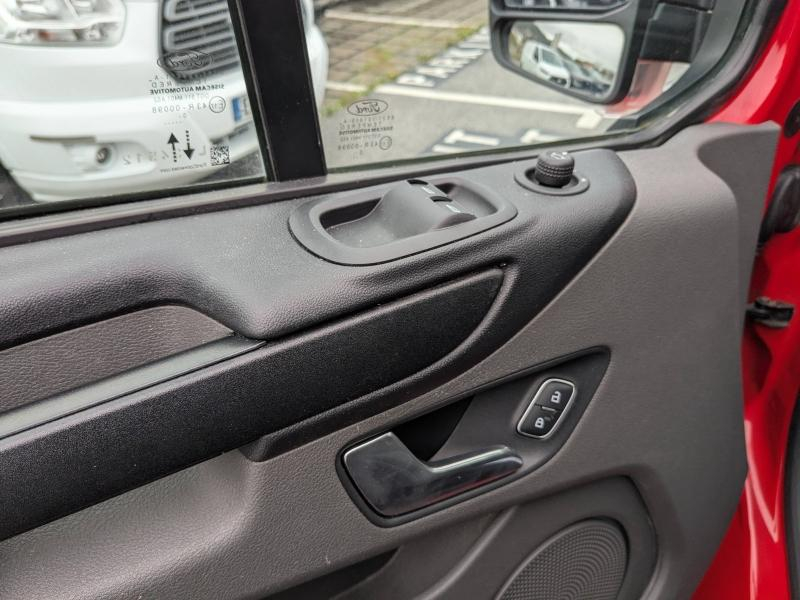 FORD Transit Custom Fg VUL d’occasion à vendre à LA VALETTE chez VAGNEUR (Photo 9)