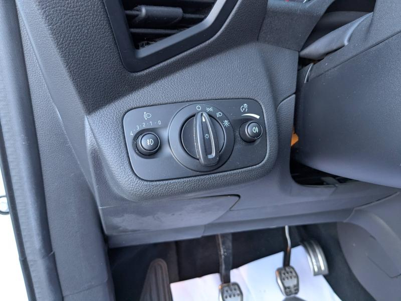 FORD Kuga d’occasion à vendre à LA VALETTE chez VAGNEUR (Photo 12)