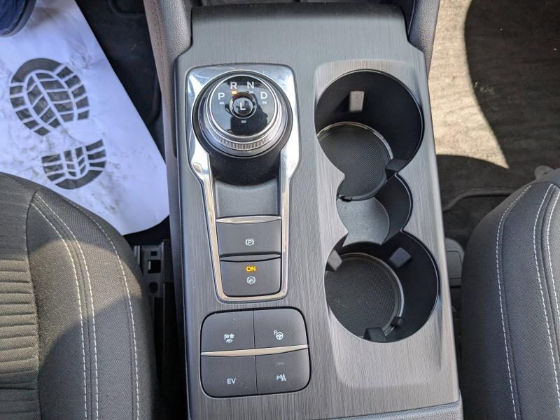 FORD Kuga d’occasion à vendre à LA VALETTE chez VAGNEUR (Photo 14)