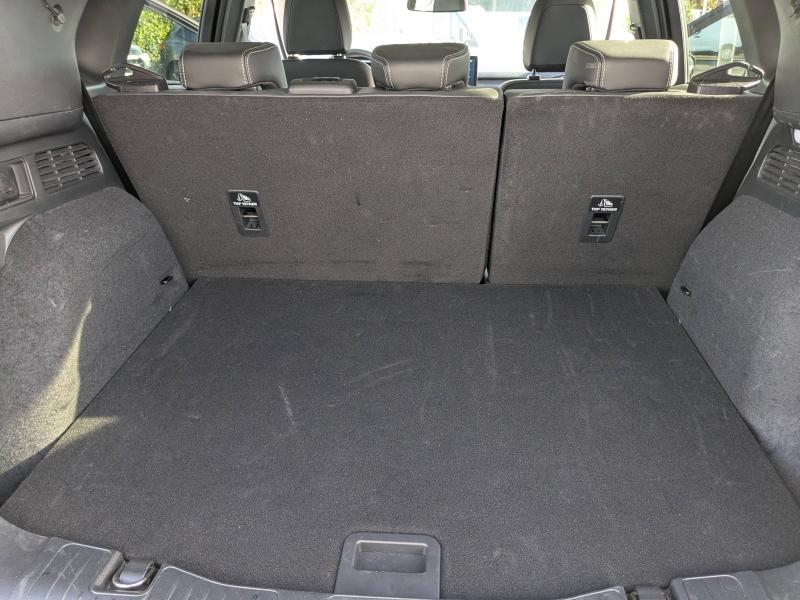 FORD Kuga d’occasion à vendre à LA VALETTE chez VAGNEUR (Photo 19)