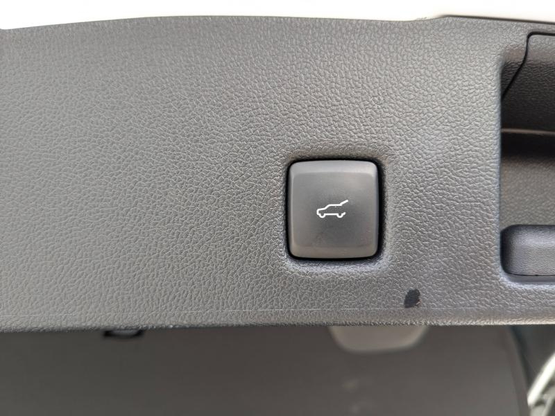 FORD Kuga d’occasion à vendre à LA VALETTE chez VAGNEUR (Photo 20)