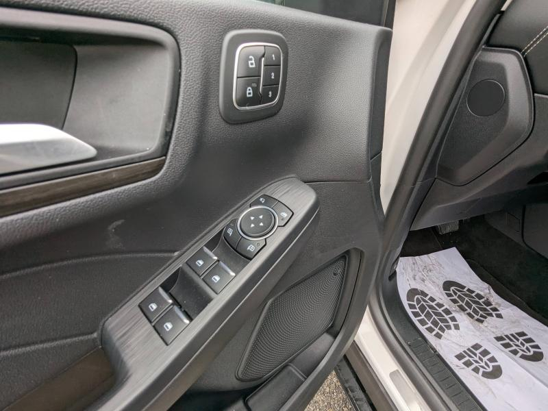 FORD Kuga d’occasion à vendre à LA VALETTE chez VAGNEUR (Photo 7)