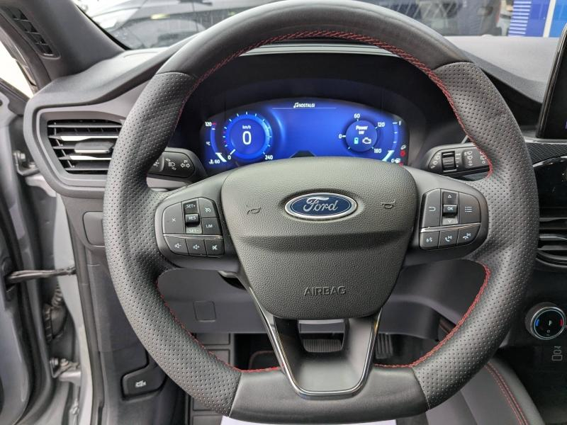 FORD Kuga d’occasion à vendre à LA VALETTE chez VAGNEUR (Photo 10)