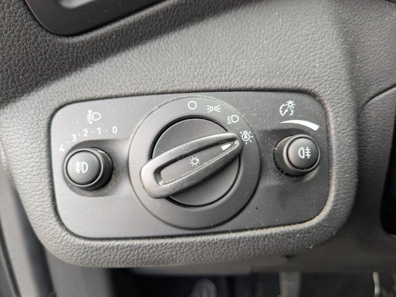 FORD Kuga d’occasion à vendre à LA VALETTE chez VAGNEUR (Photo 8)