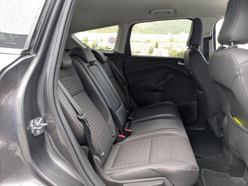 FORD Kuga d’occasion à vendre à LA VALETTE chez VAGNEUR (Photo 17)