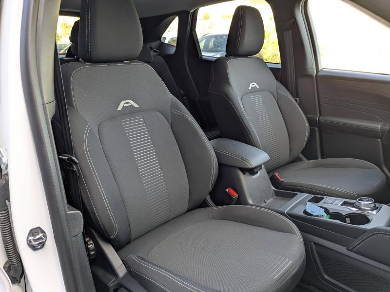 FORD Kuga d’occasion à vendre à LA VALETTE chez VAGNEUR (Photo 16)