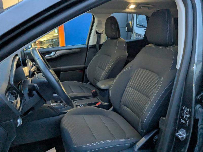 FORD Kuga d’occasion à vendre à LA VALETTE chez VAGNEUR (Photo 17)