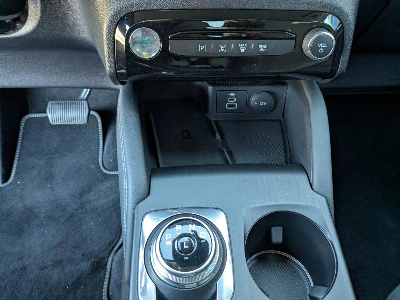 FORD Kuga d’occasion à vendre à LA VALETTE chez VAGNEUR (Photo 13)