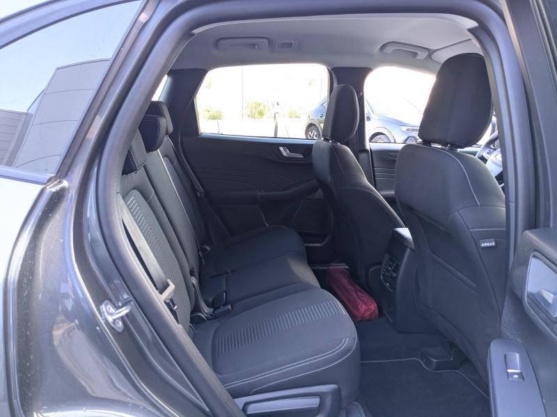 FORD Kuga d’occasion à vendre à LA VALETTE chez VAGNEUR (Photo 17)