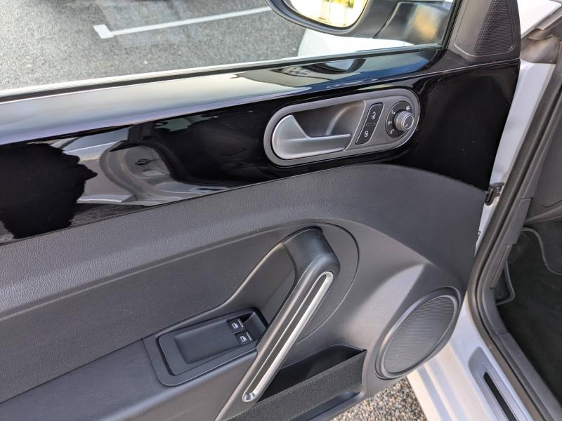 VOLKSWAGEN Coccinelle d’occasion à vendre à LA VALETTE chez VAGNEUR (Photo 8)