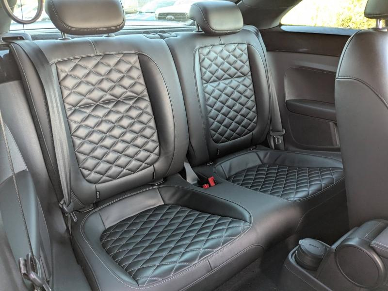 VOLKSWAGEN Coccinelle d’occasion à vendre à LA VALETTE chez VAGNEUR (Photo 18)