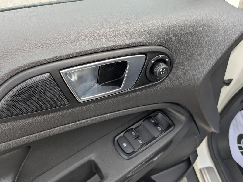 FORD EcoSport d’occasion à vendre à LA VALETTE chez VAGNEUR (Photo 9)