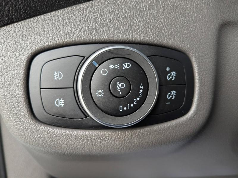 FORD Transit Connect VUL d’occasion à vendre à LA VALETTE chez VAGNEUR (Photo 9)