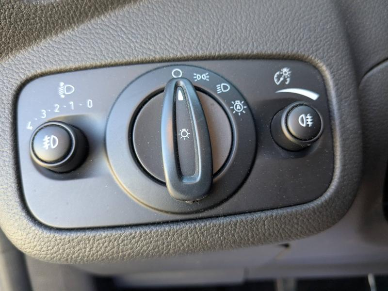 FORD Kuga d’occasion à vendre à LA VALETTE chez VAGNEUR (Photo 9)