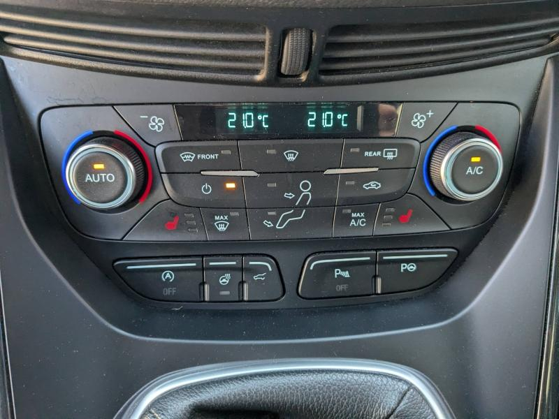 FORD Kuga d’occasion à vendre à LA VALETTE chez VAGNEUR (Photo 14)