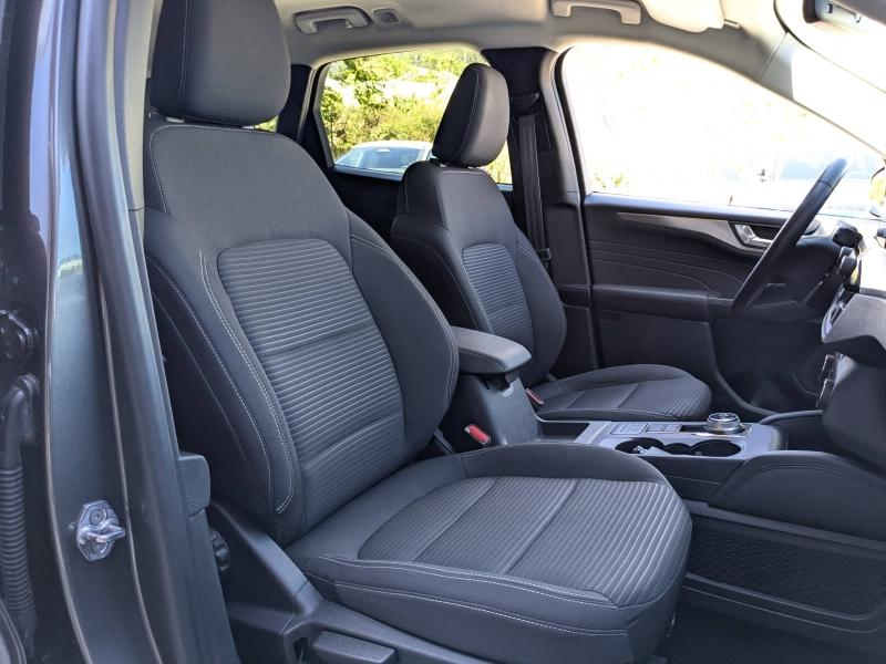FORD Kuga d’occasion à vendre à LA VALETTE chez VAGNEUR (Photo 16)