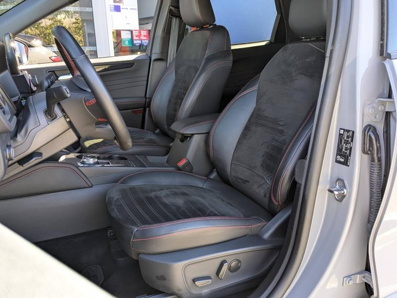 FORD Kuga d’occasion à vendre à LA VALETTE chez VAGNEUR (Photo 17)