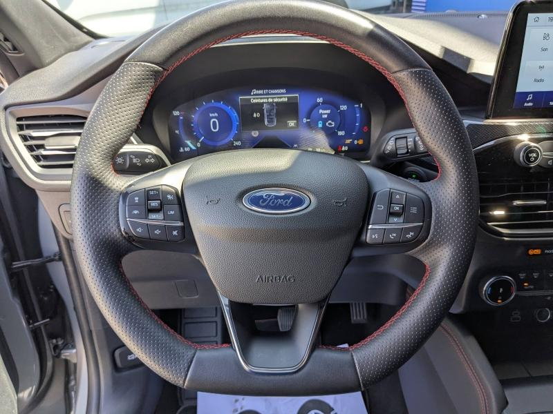 FORD Kuga d’occasion à vendre à LA VALETTE chez VAGNEUR (Photo 12)